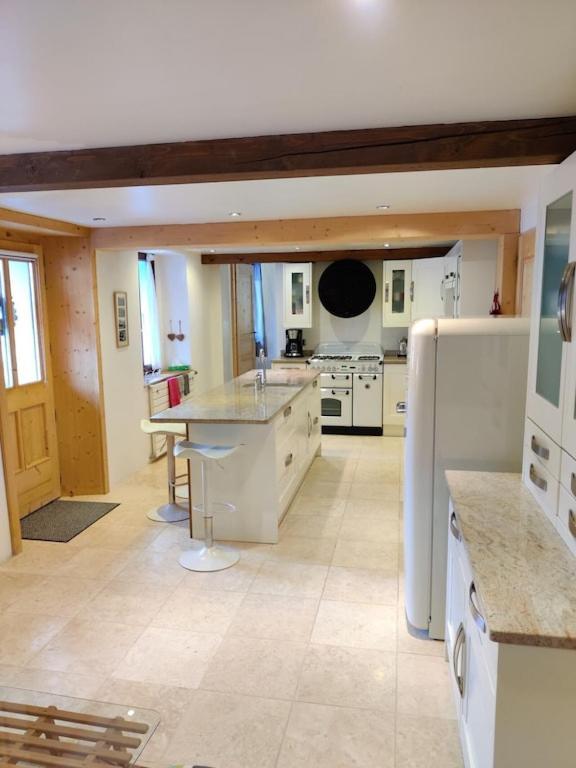 Spacious Ski Chalet In Traditional French Village, Sleeps 8, Four Star With Fibre Broadband Abondance Exterior foto